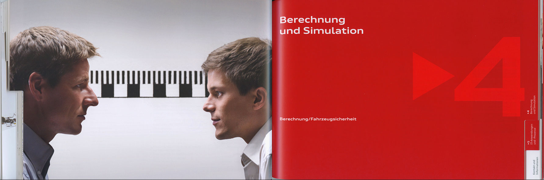 zwei männer schauen sich in die augen im hintergrund ist eine wand mit einer maßeinheit
