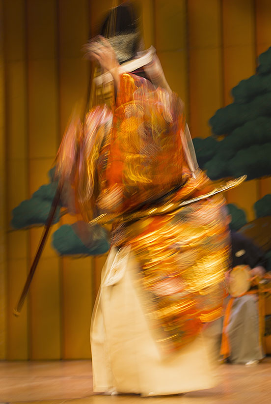 Teater Szene aus einem Noh Theater Stück in Japan